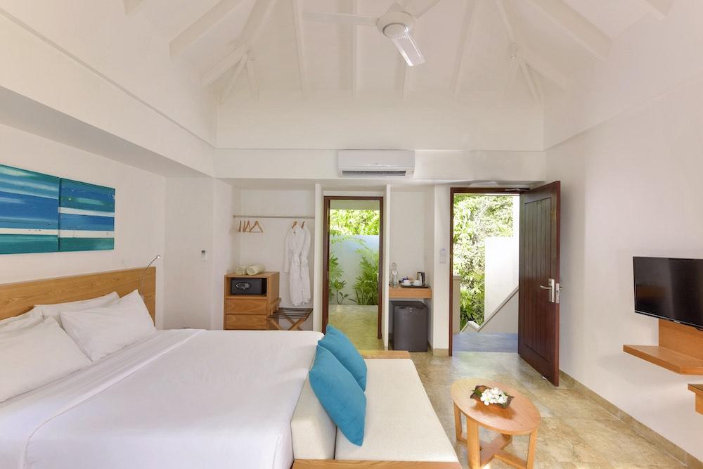 Superior Vista Room at Summer Island, view 6