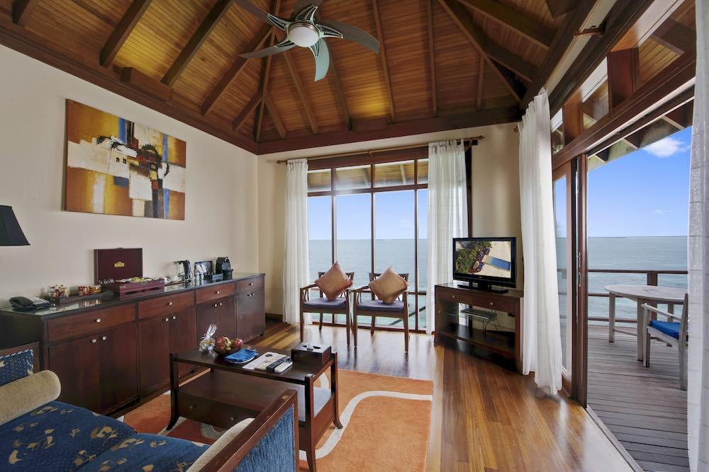 Prestige Jacuzzi Water Villa at Sun Siyam Olhuveli, view 3
