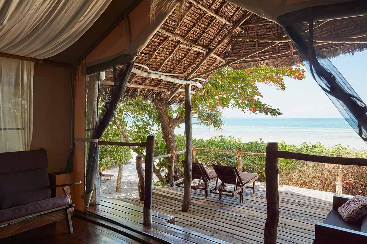 Standard Beachfront Rooms at Fundu Lagoon