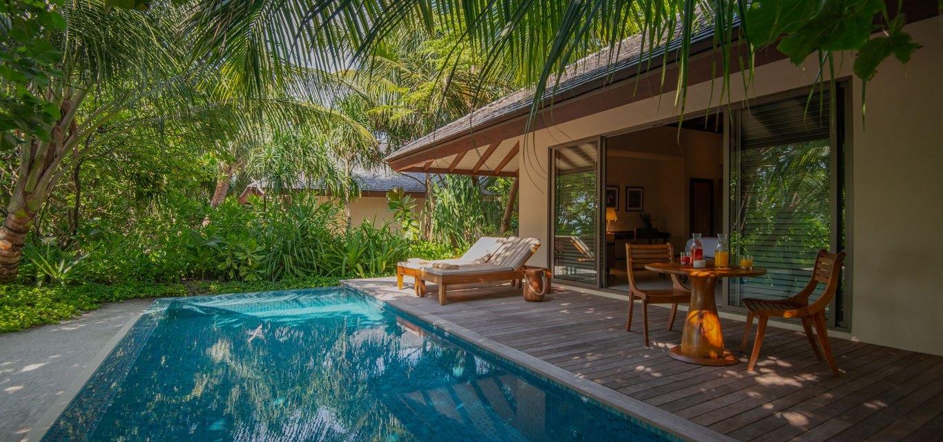 Sunrise/Sunset Beach Pool Villa