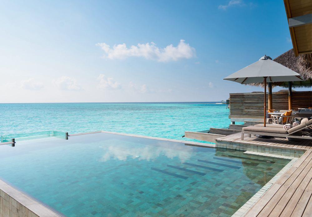 One Bedroom Overwater Pool Residence at Vakkaru, view 5