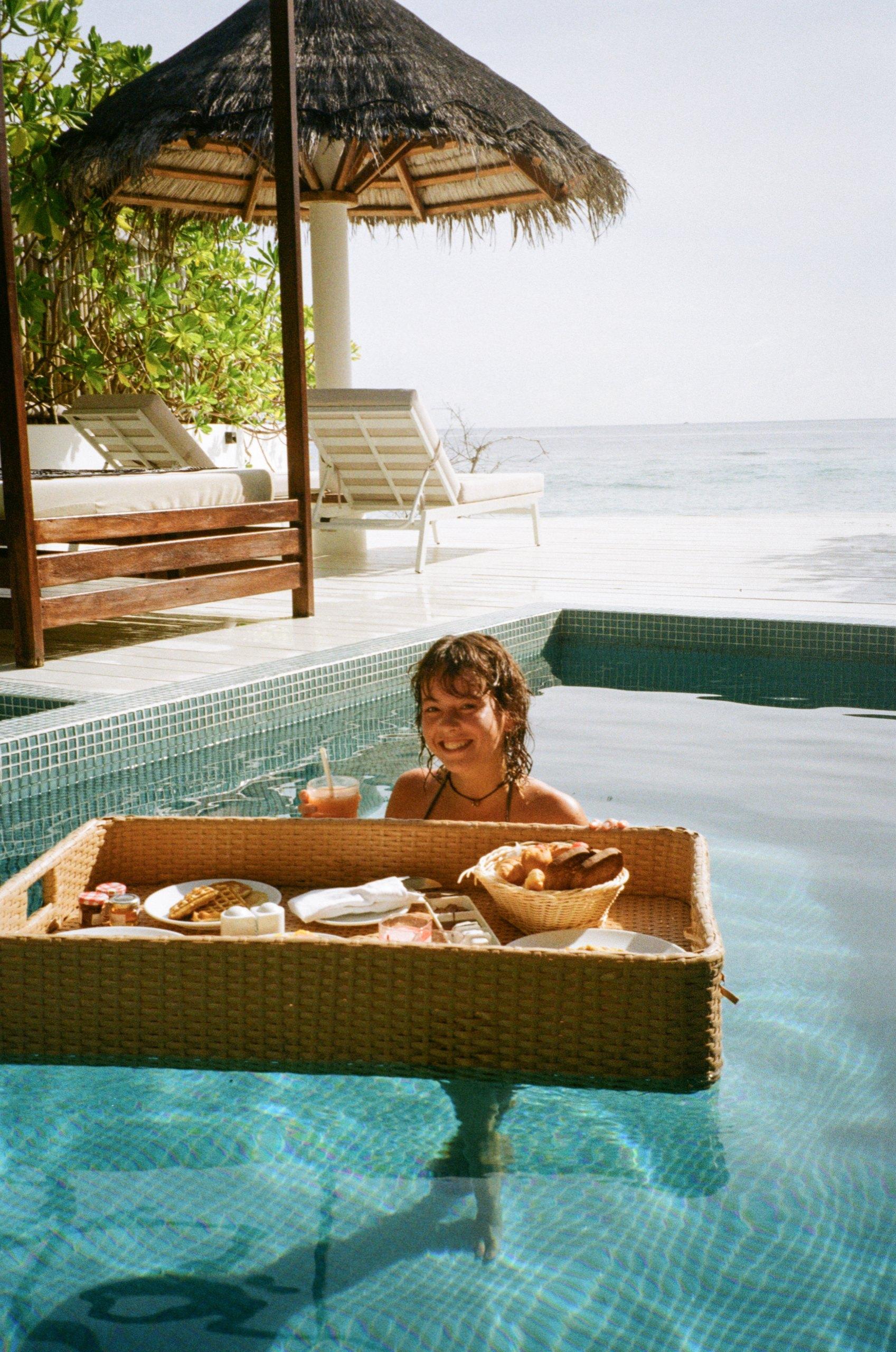 Floating Breakfast at Malahini Kuda Bandos