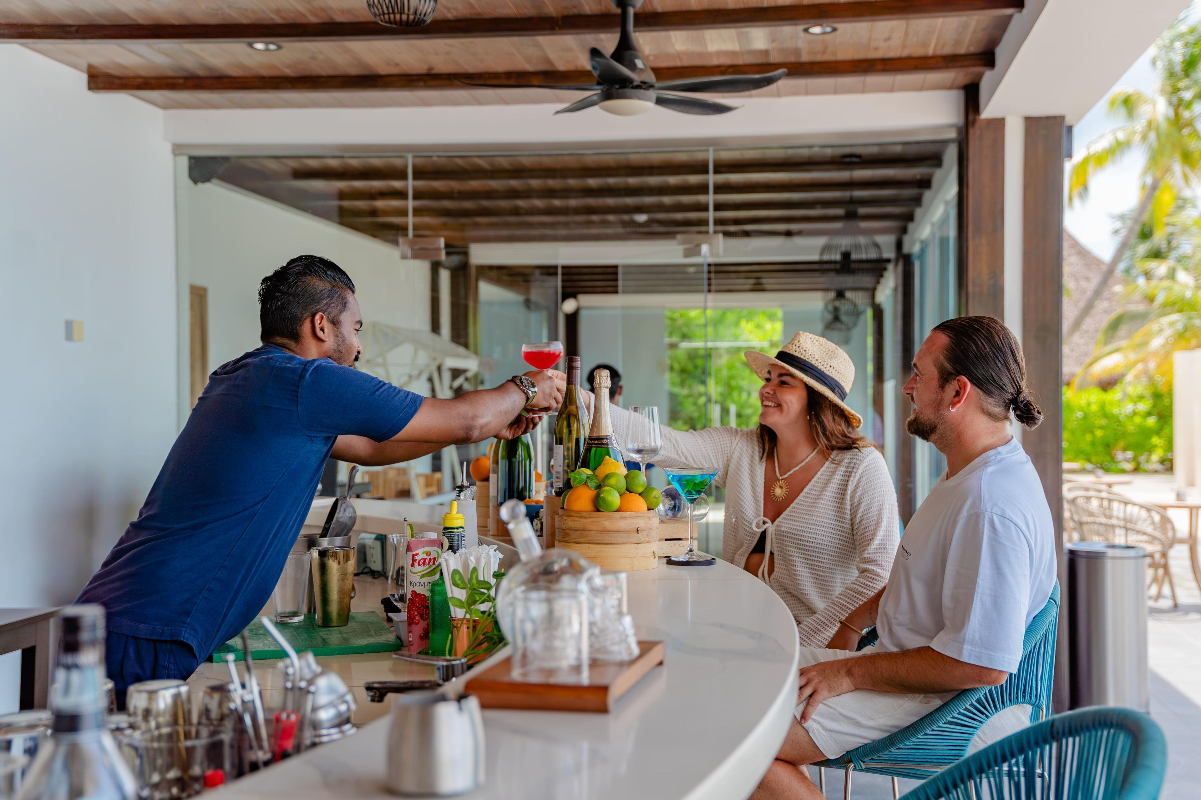 Pool Bar