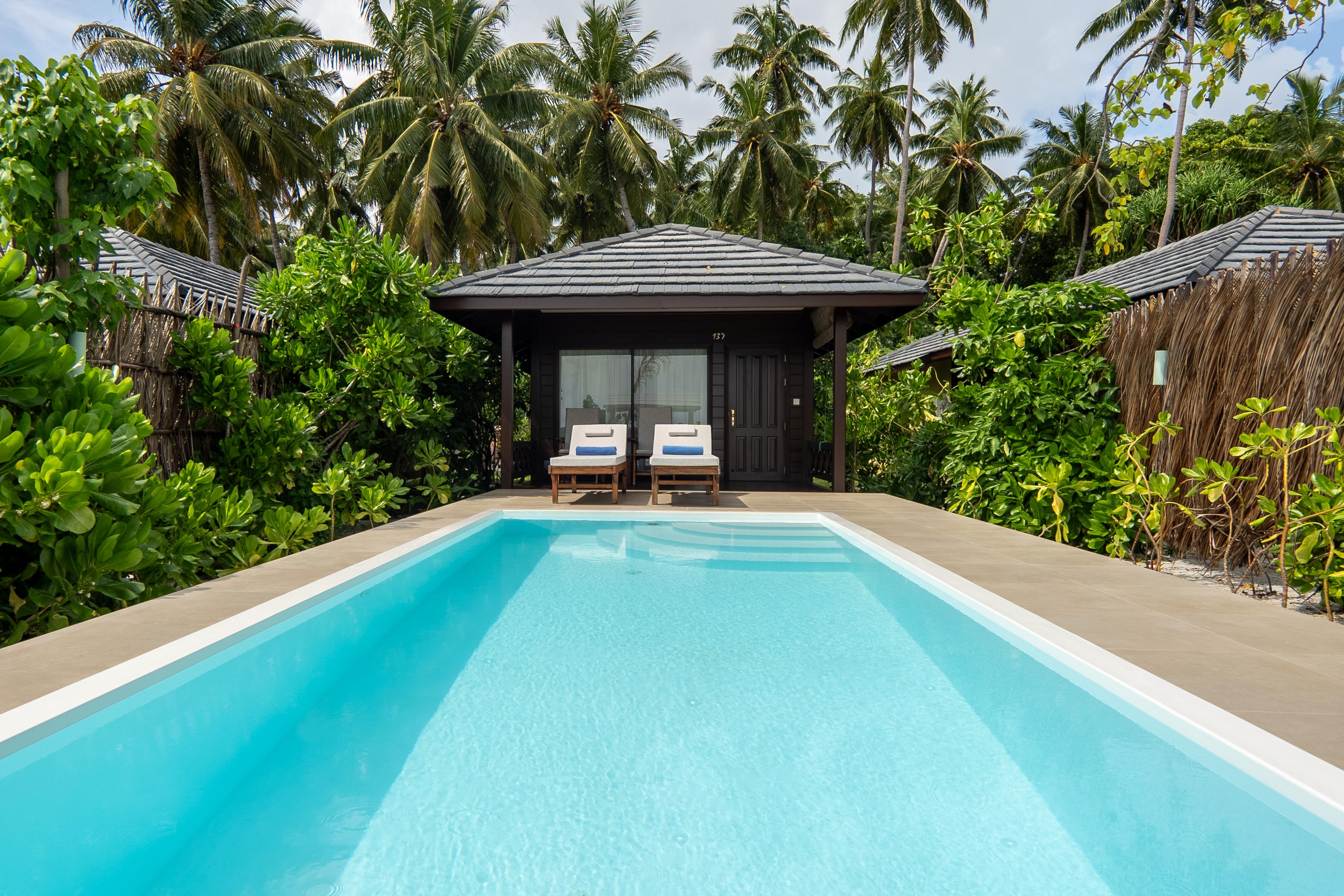 Royal Island Resort & Spa