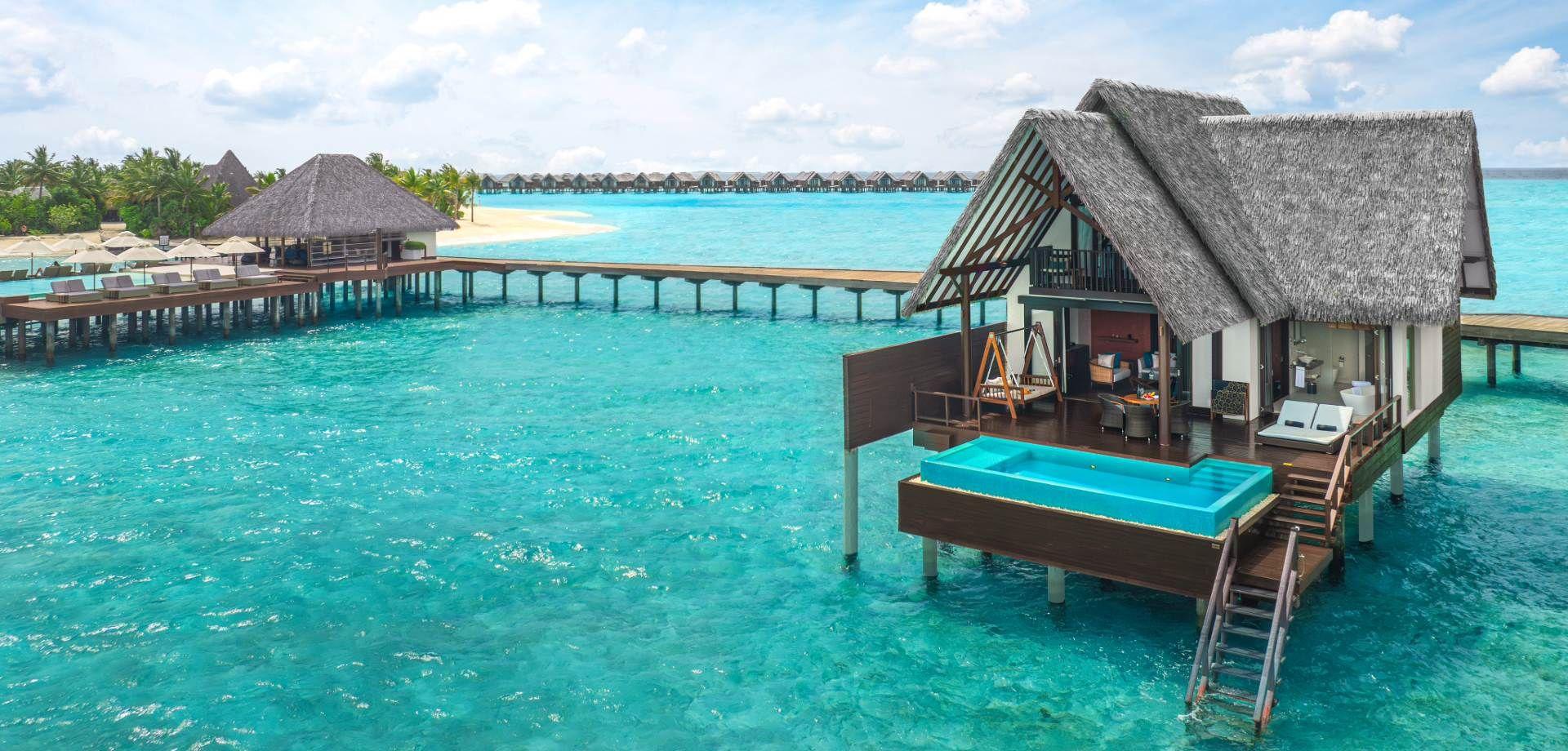 Overwater Ocean Suite with Infinity Pool at Heritance Aarah