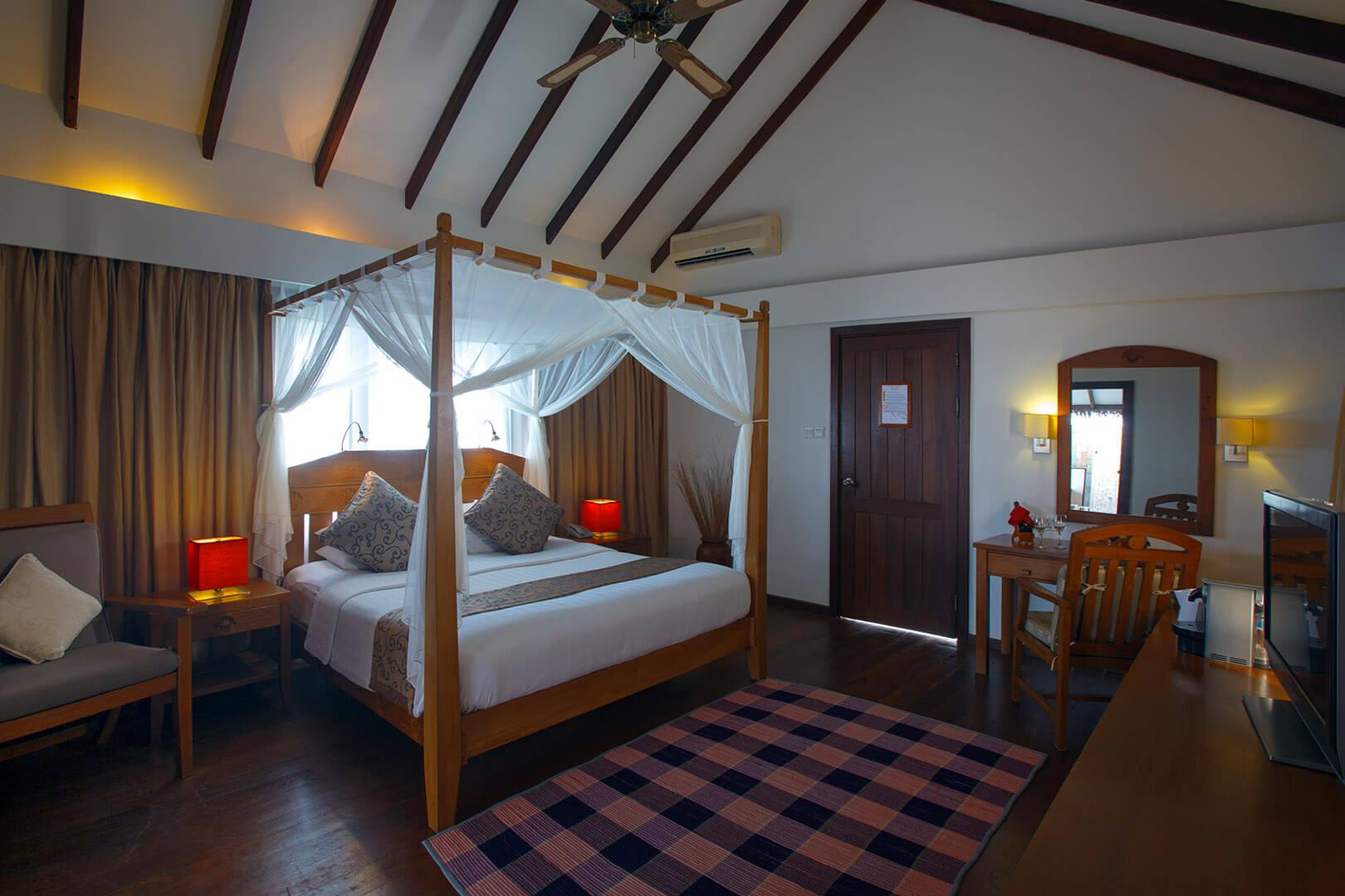 Beach Villa Suite at Medhufushi Island Resort, view 7