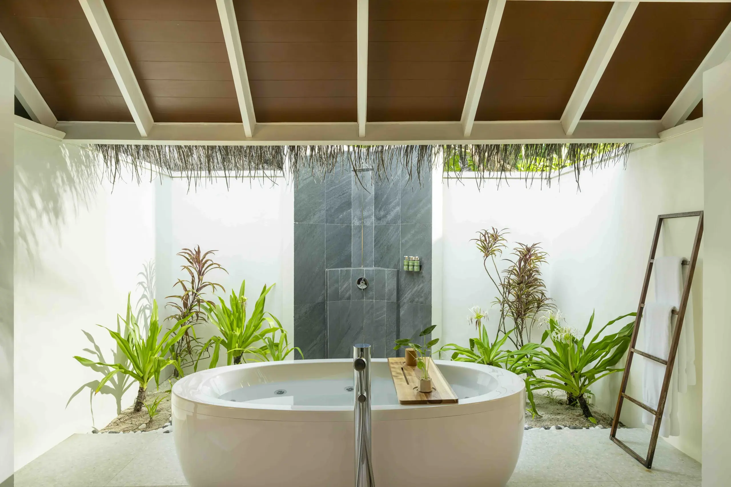 Beach Villa at Kandolhu, view 4