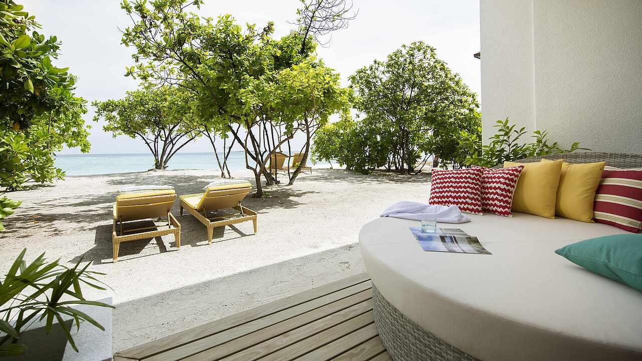 Beach Bungalow Sea View Superior at Robinson Club Noonu, view 2