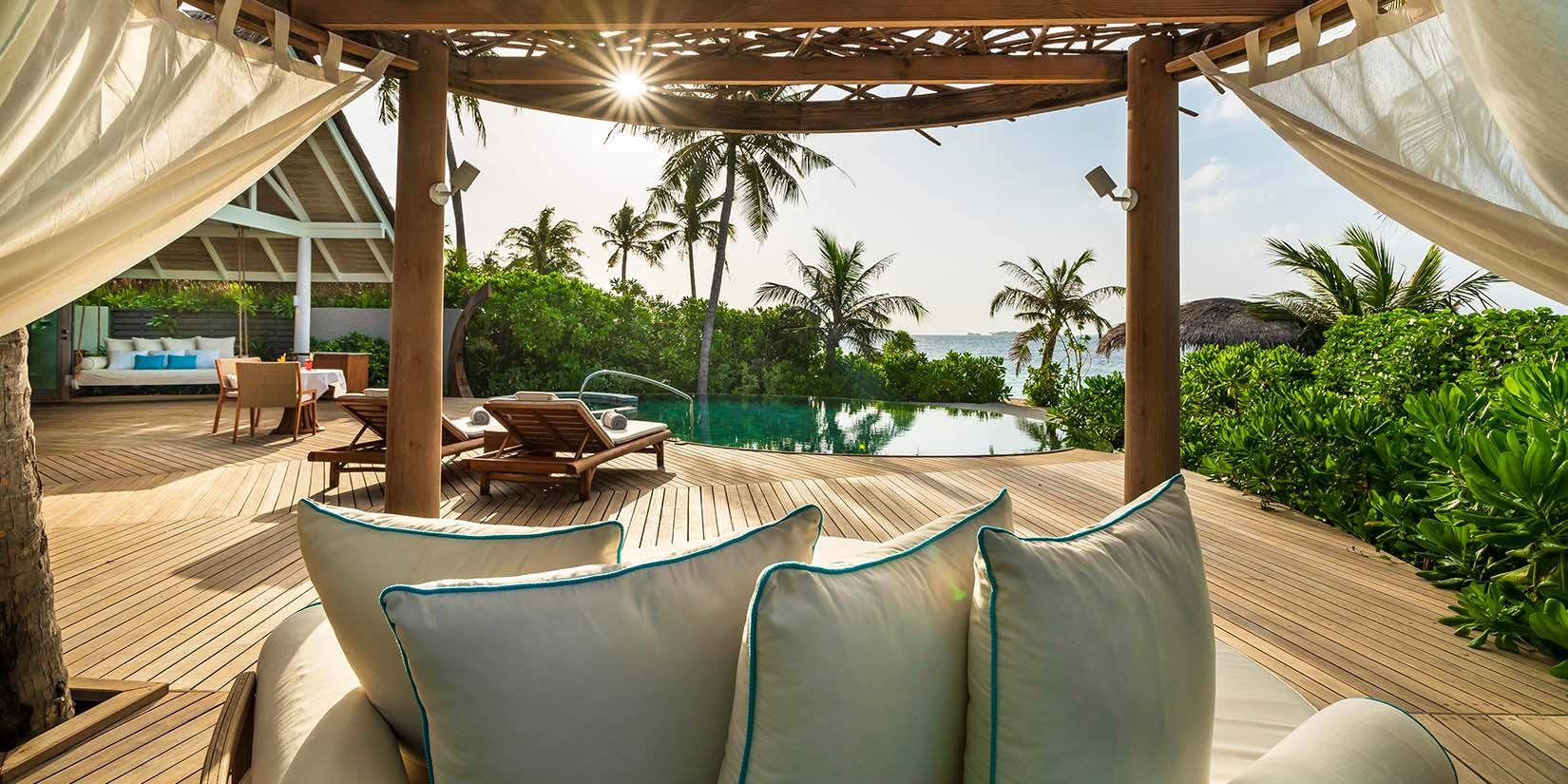 Beach Residence at Milaidhoo, view 5