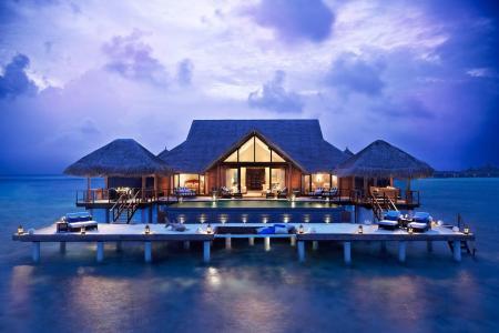 Rehendhi Presidential Overwater Suite