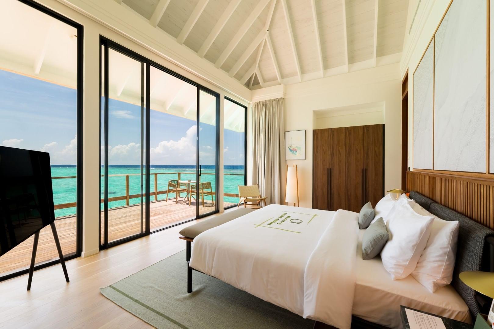 Overwater Residence at ananea Madivaru, view 3