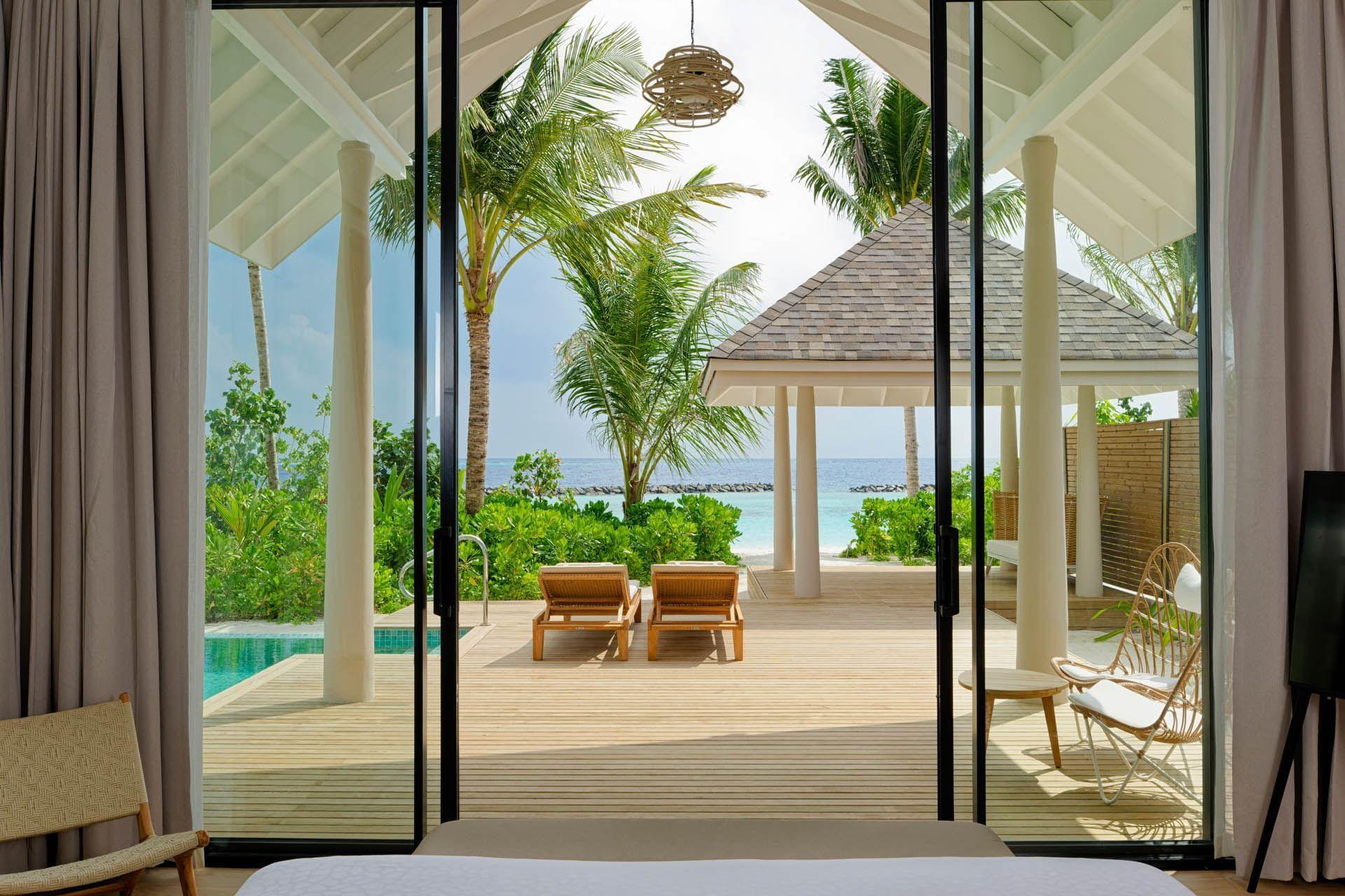 Deluxe Beach Villa at ananea Madivaru, view 5