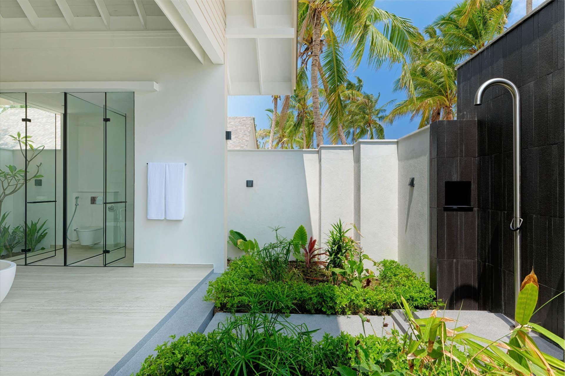 Beach Villa at ananea Madivaru, view 3