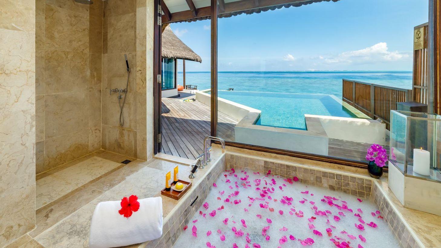 Ocean Pool Suite at OZEN RESERVE BOLIFUSHI, view 3