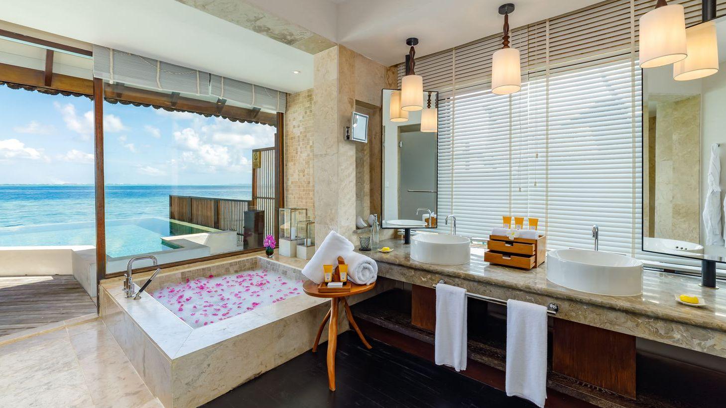 Ocean Pool Suite at OZEN RESERVE BOLIFUSHI, view 5