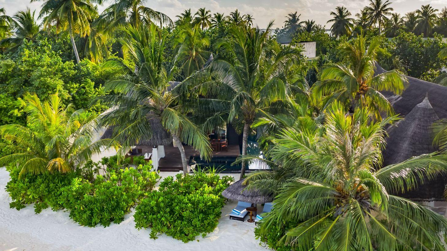 Earth Pool Villa Sunrise at OZEN RESERVE BOLIFUSHI, view 5