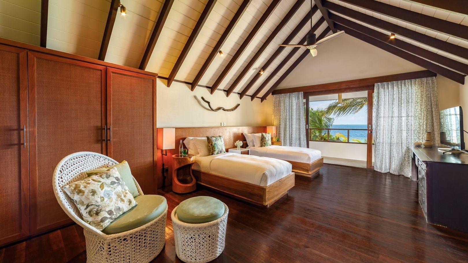 Earth Pool RESERVE 2BR