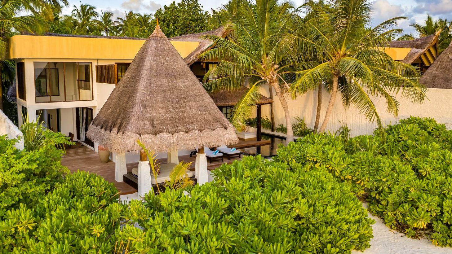 Earth Pool RESERVE 2BR at OZEN RESERVE BOLIFUSHI, view 5