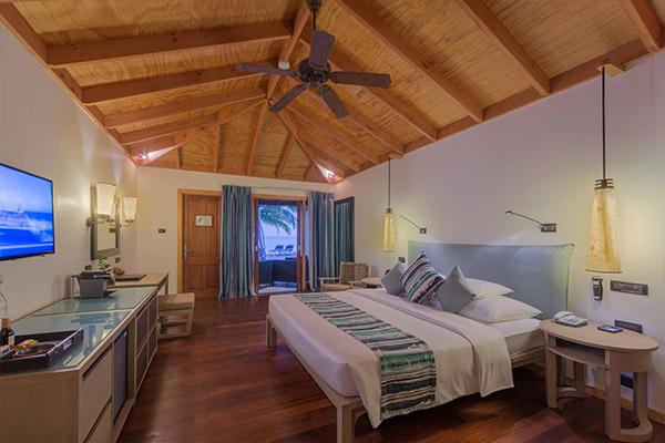 Jacuzzi Beach Villa at Vilamendhoo Island Resort & Spa, view 1
