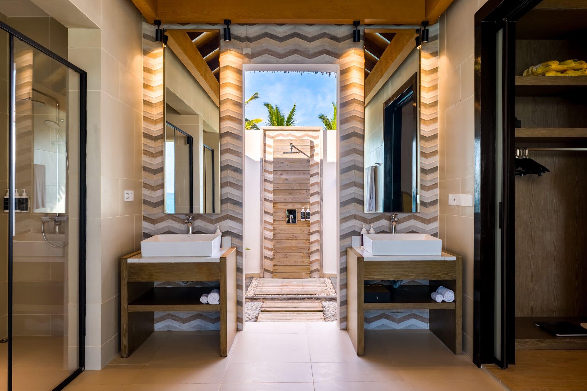 Grand Solana Two-Bedroom Beach Villa at NOOE Maldives Kunaavashi, view 1