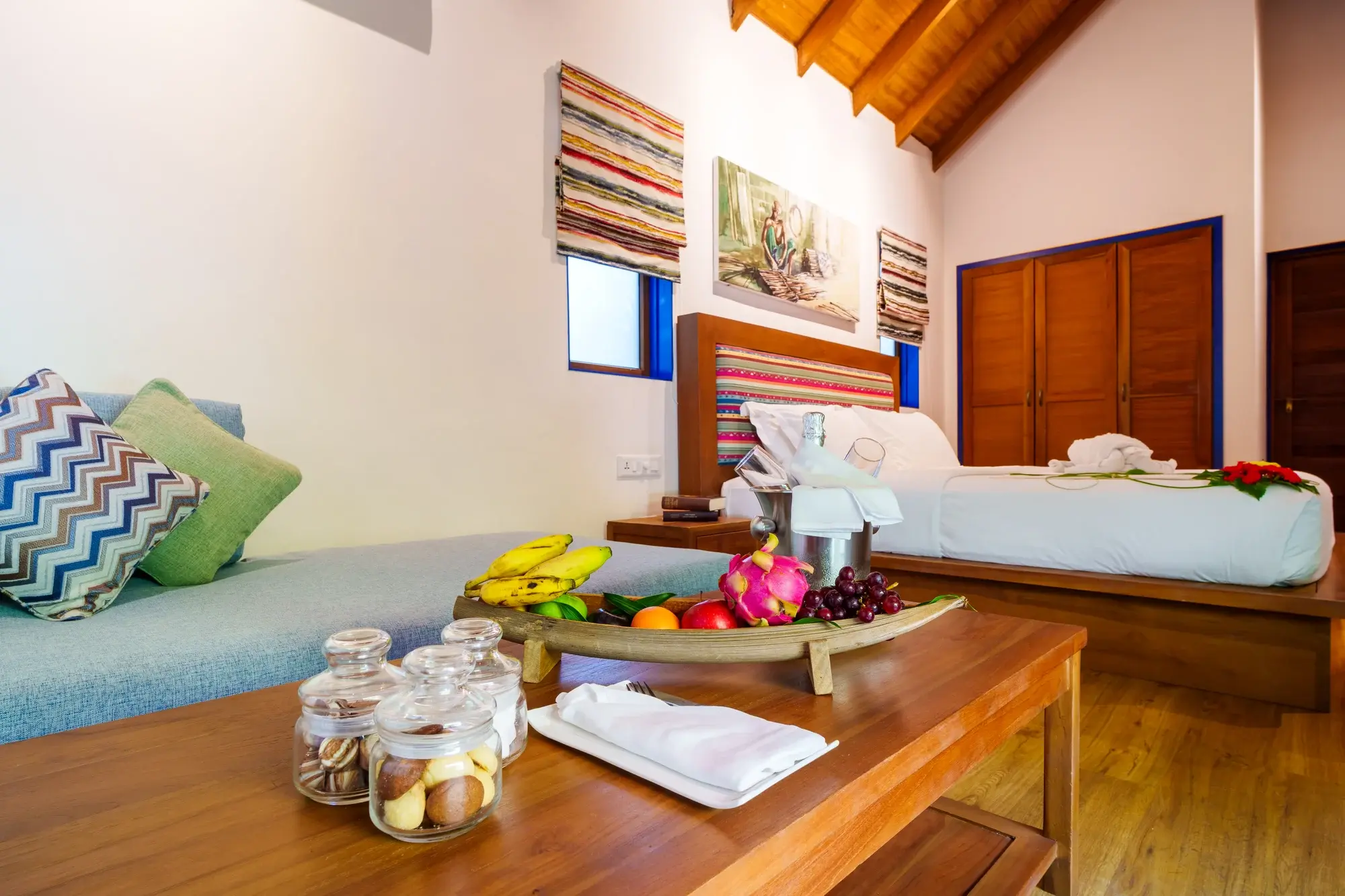 Garden Villa at Reethi Faru Resort, view 2