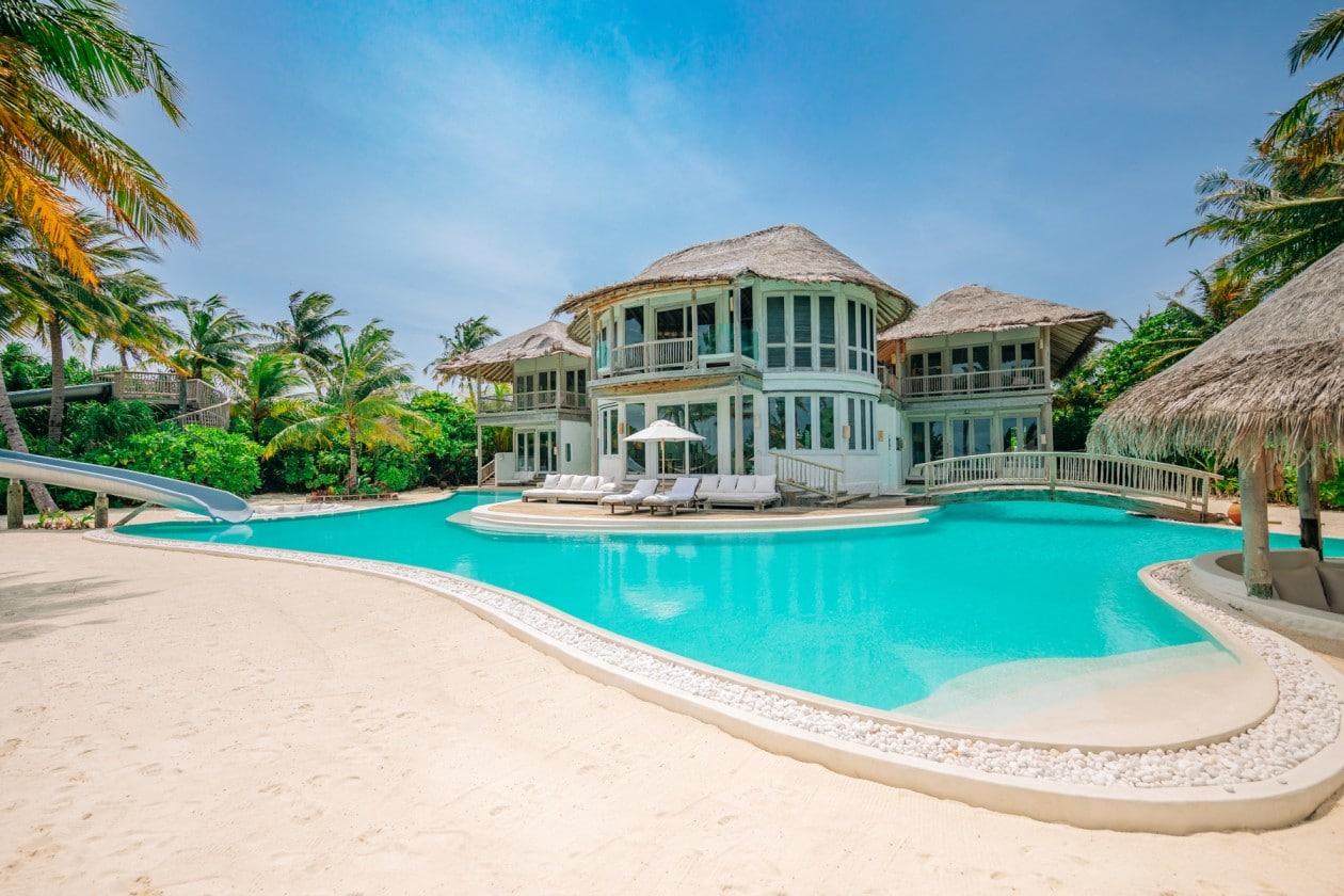 4 Bedroom Island Reserve with Slide