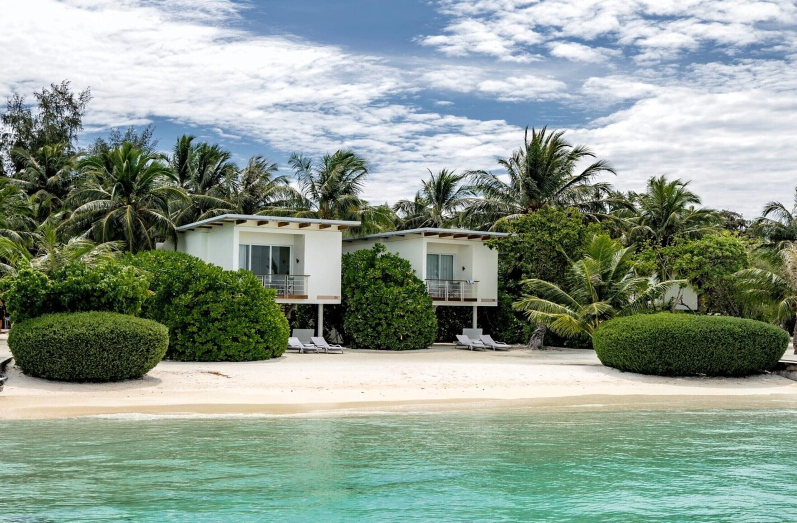 1 Bedroom Beach House Sea View at Holiday Inn Resort Kandooma Maldives by IHG