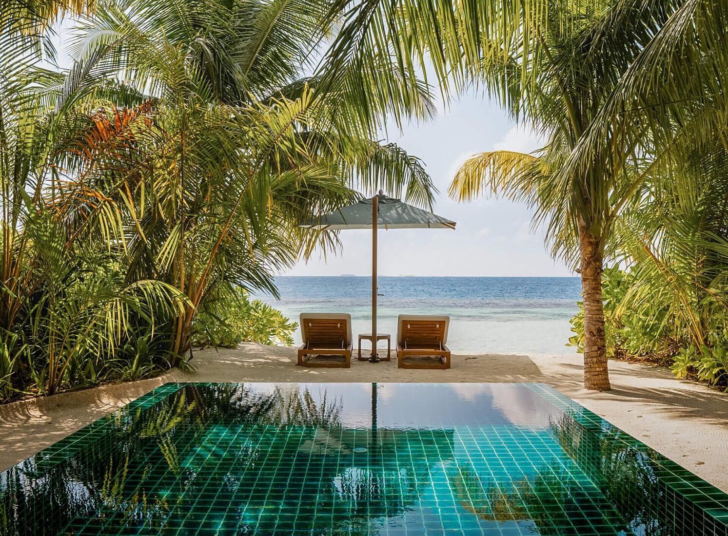 Deluxe Beach Bungalow with Pool