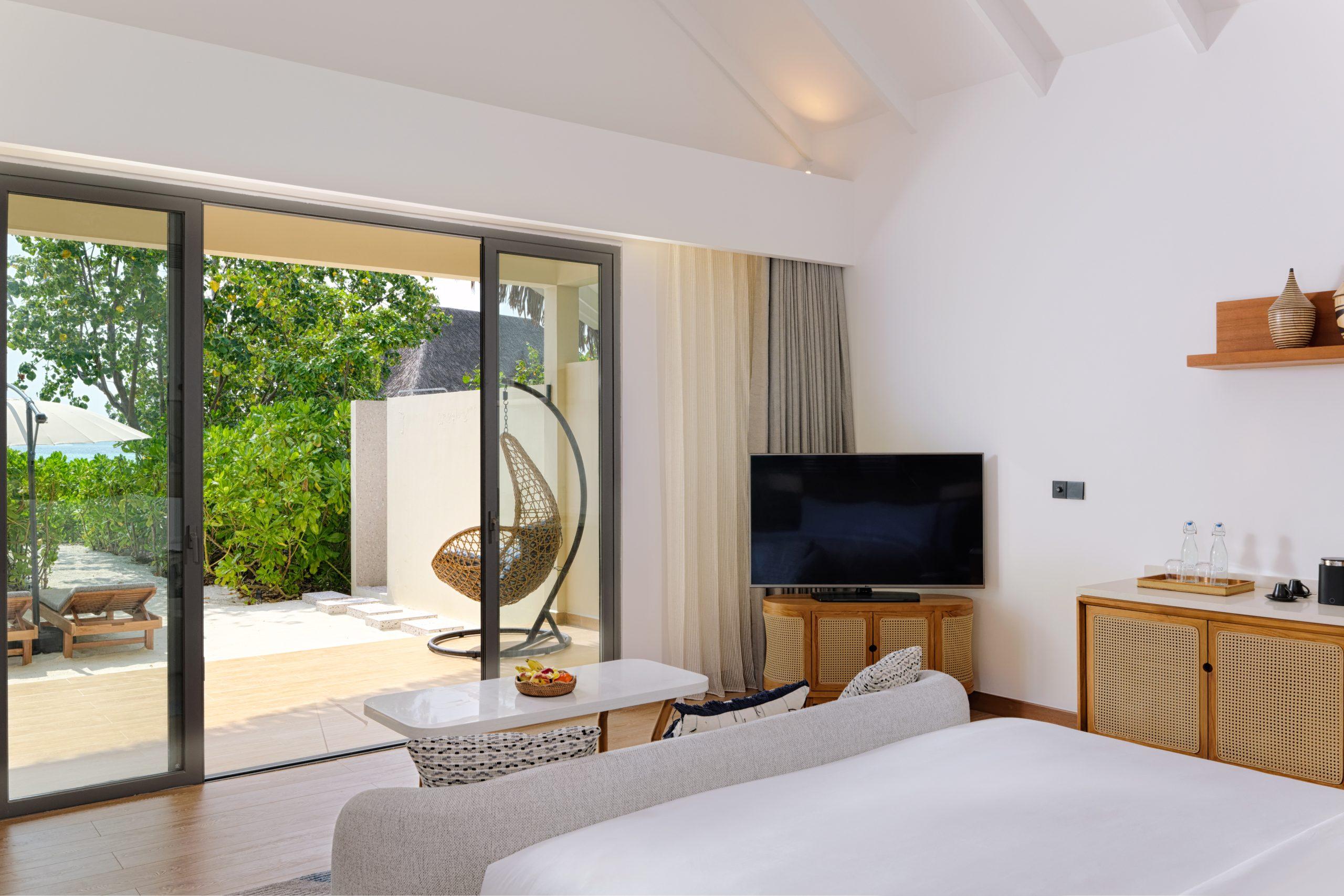Beach Villa at dusitD2 Feydhoo, view 2