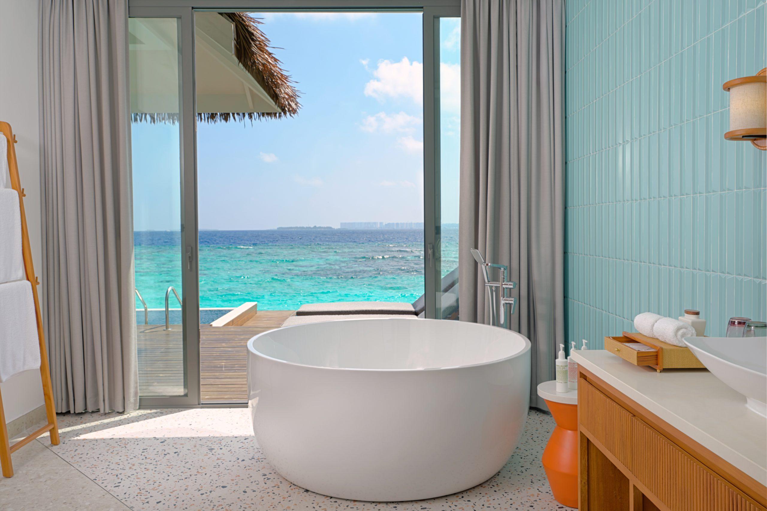 Overwater Villa at dusitD2 Feydhoo, view 4