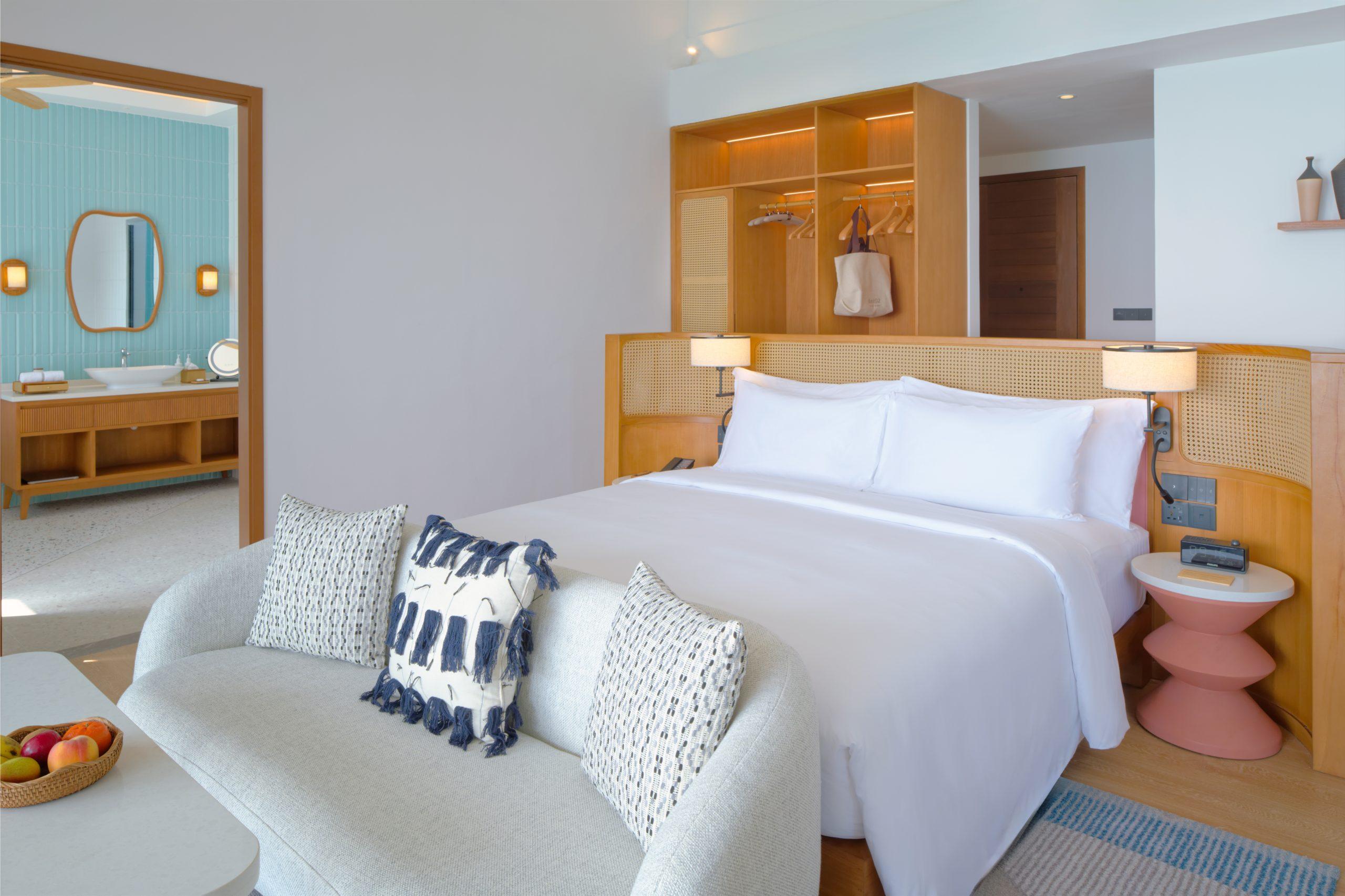 Overwater Villa at dusitD2 Feydhoo, view 5