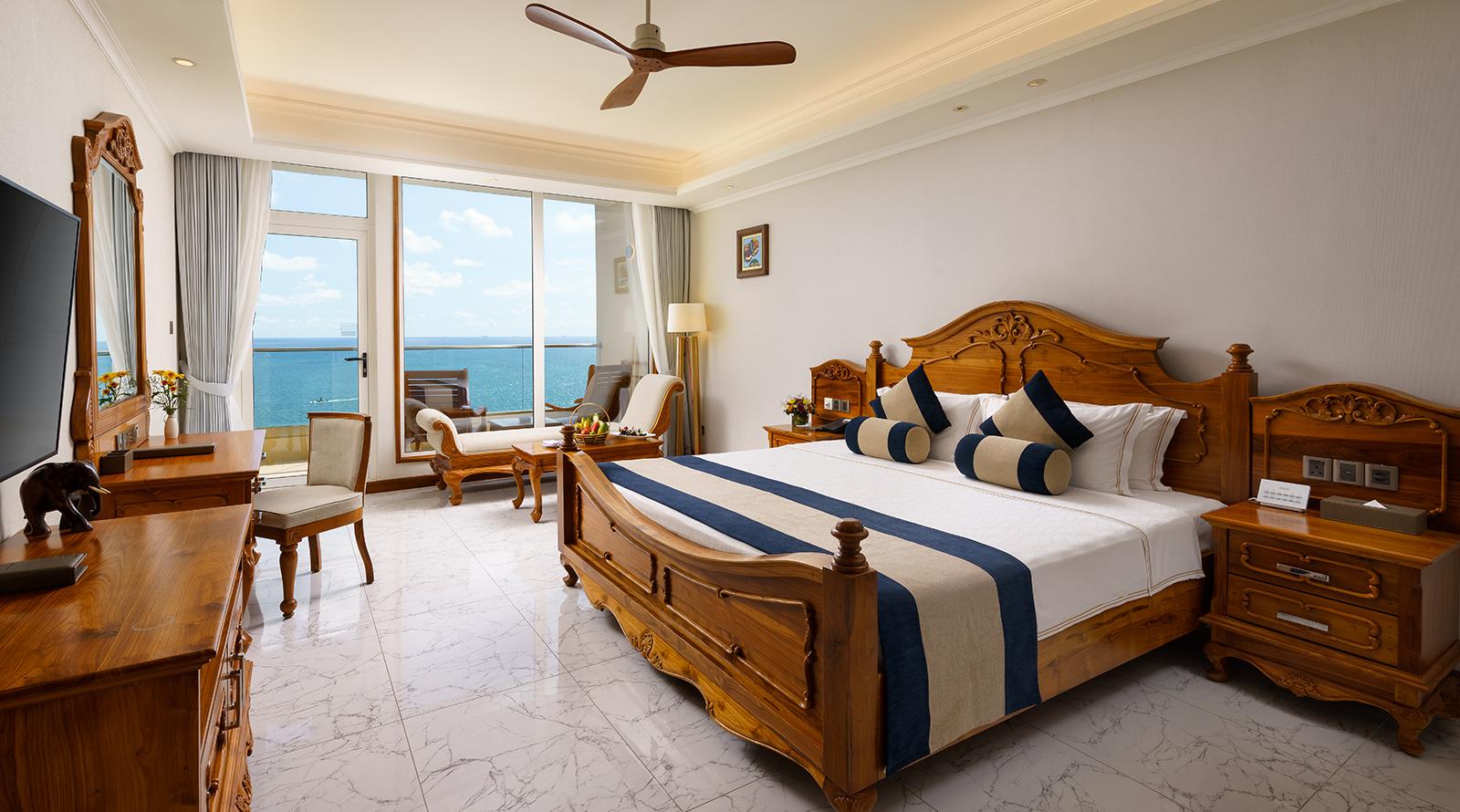 Premier Room at Araliya Beach Resort & Spa Unawatuna, view 5