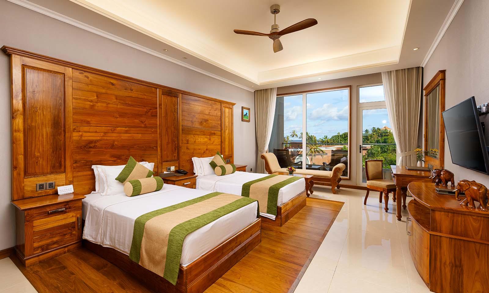 One or Two Bedroom Apartments at Araliya Beach Resort & Spa Unawatuna, view 3