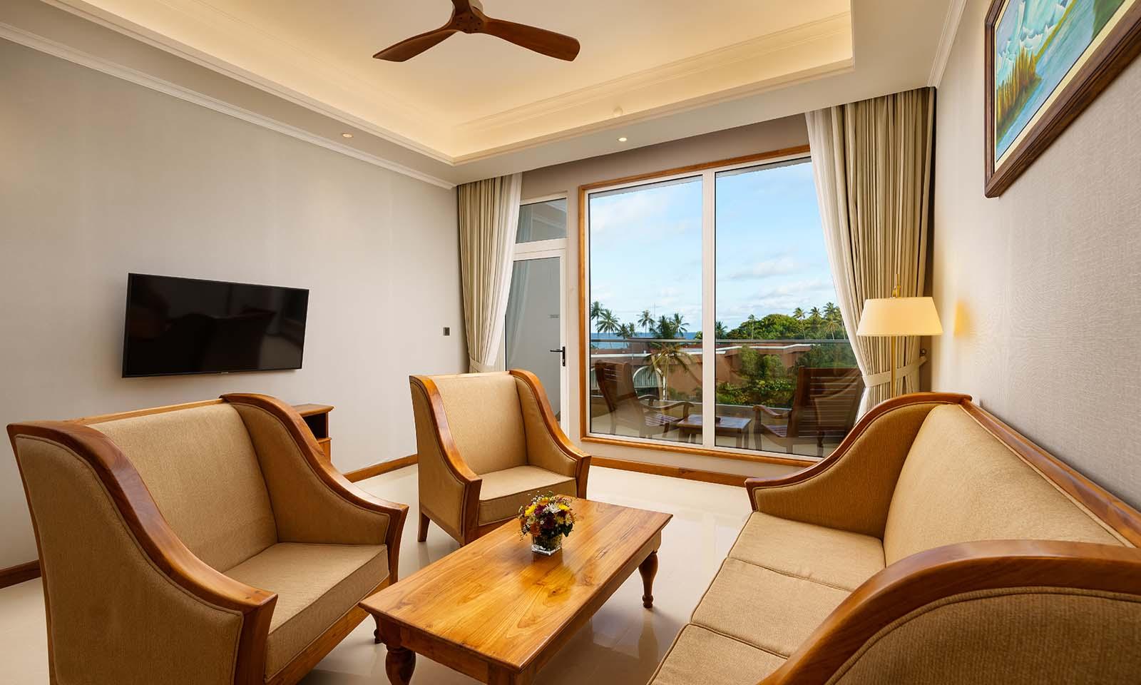 One or Two Bedroom Apartments at Araliya Beach Resort & Spa Unawatuna, view 4