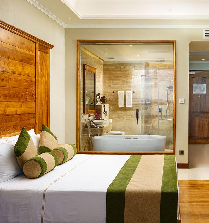 Deluxe Room at Araliya Beach Resort & Spa Unawatuna, view 3
