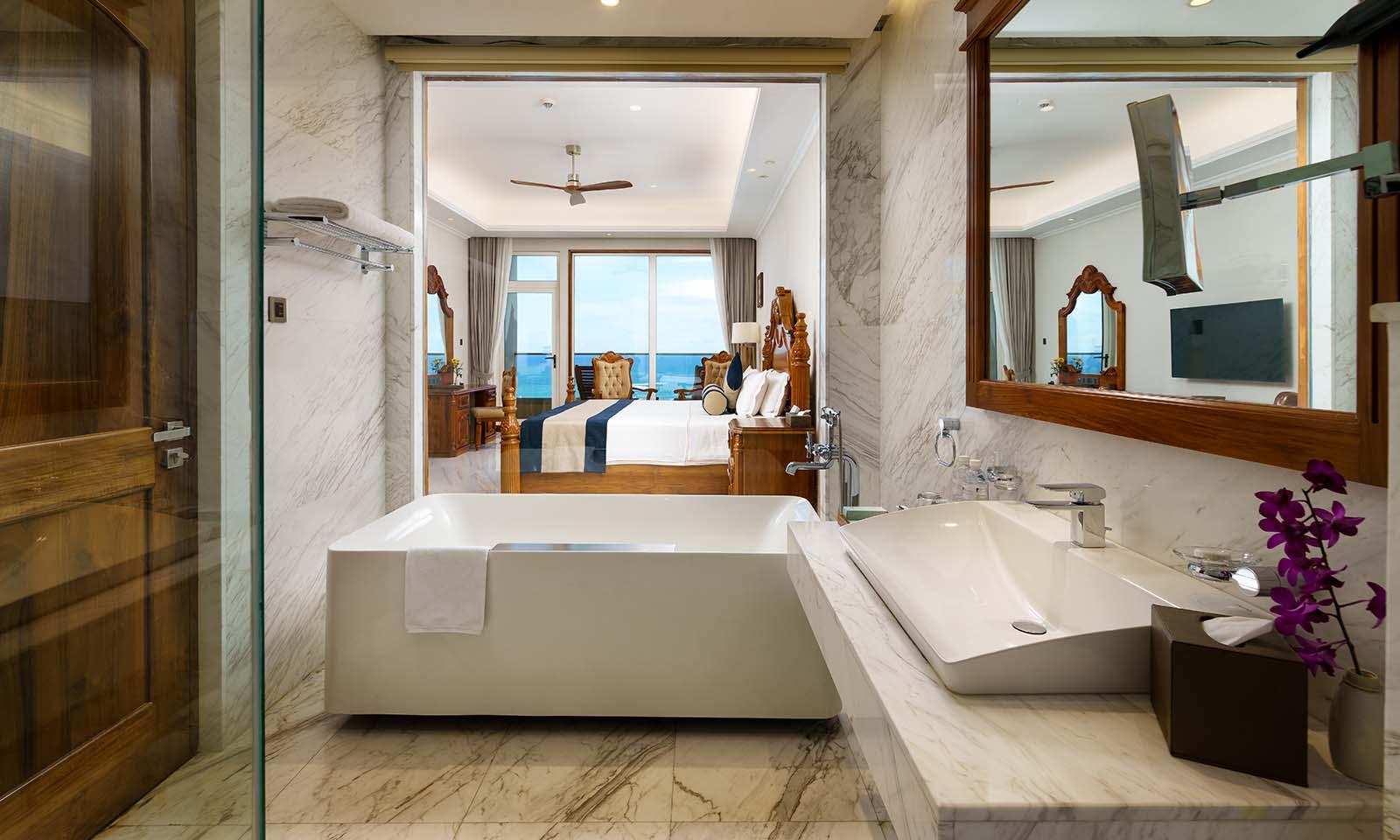 Studio at Araliya Beach Resort & Spa Unawatuna, view 3