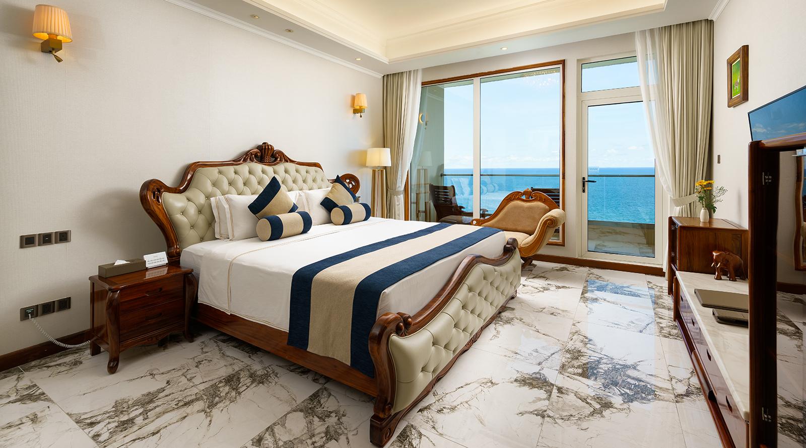 Presidential Suite at Araliya Beach Resort & Spa Unawatuna, view 7