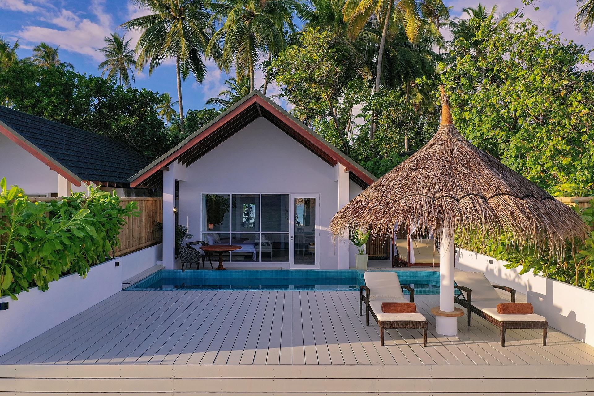 Interconnecting Sunrise Beach Pool Villa