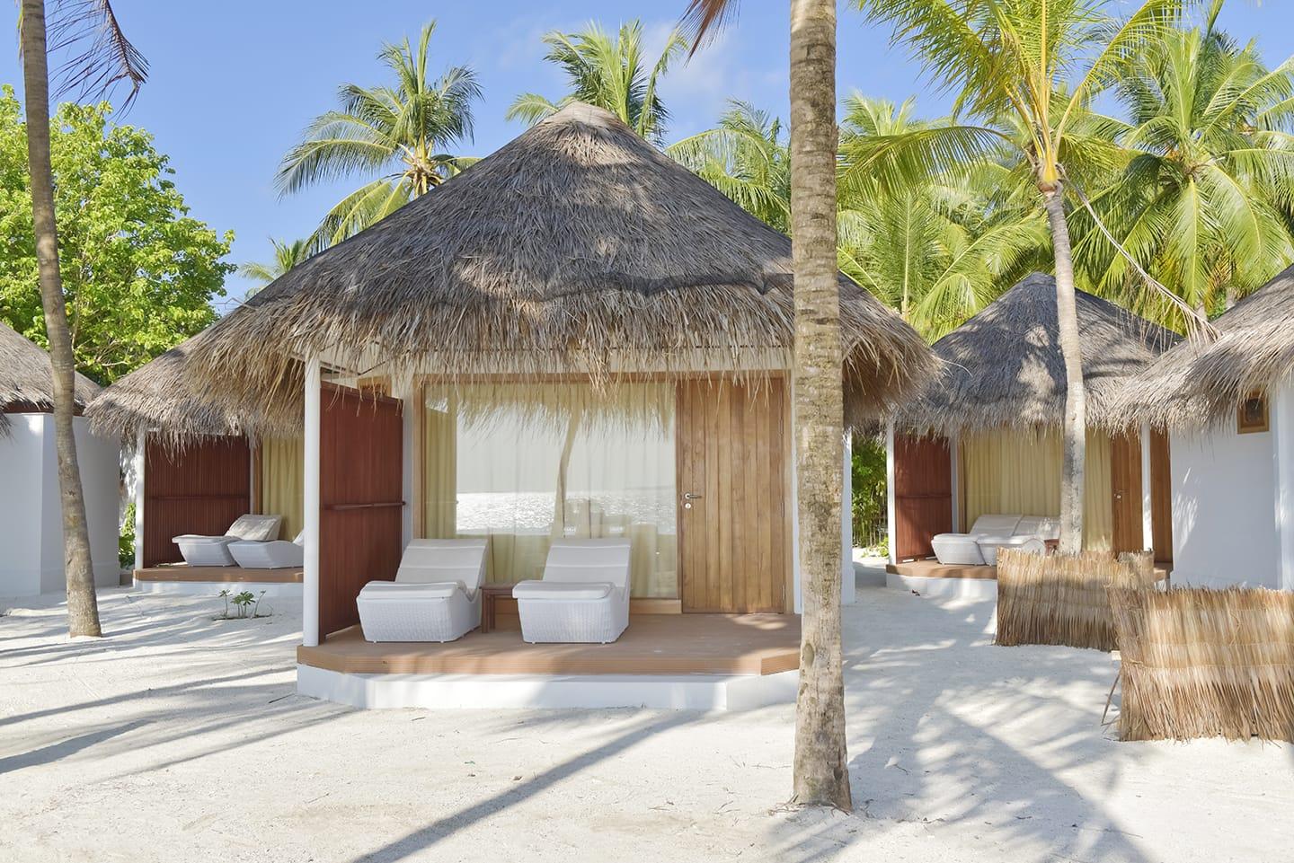 Deluxe Beach Bungalow