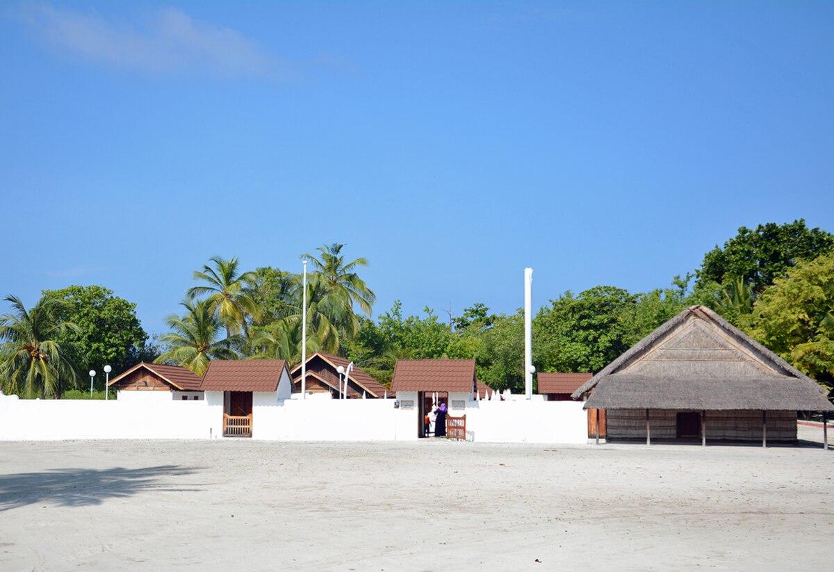 Utheemu Ganduvaru, the ancestral palace, still standing.