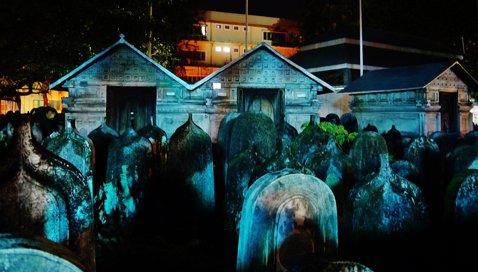 The coral stone cemetery of Hukuru Miskiy by night