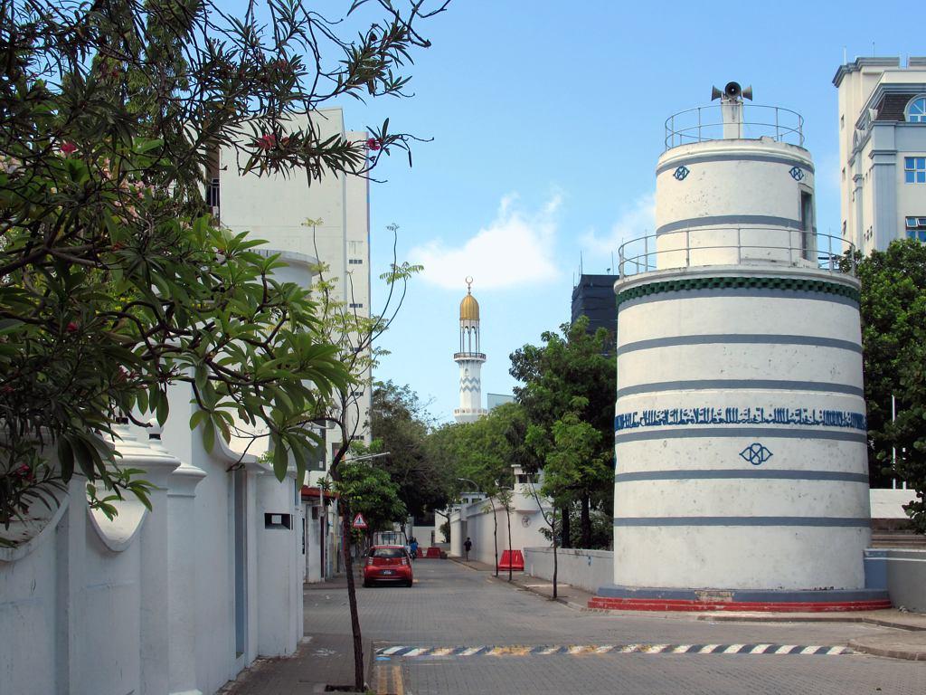 Hukuru Miskiy, the Old Friday Mosque in Malé — rebuilt in 1656 on ground reclaimed in 1573.