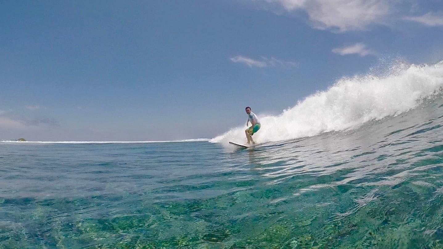Tiger Stripes surf break, Huvadhoo Atoll