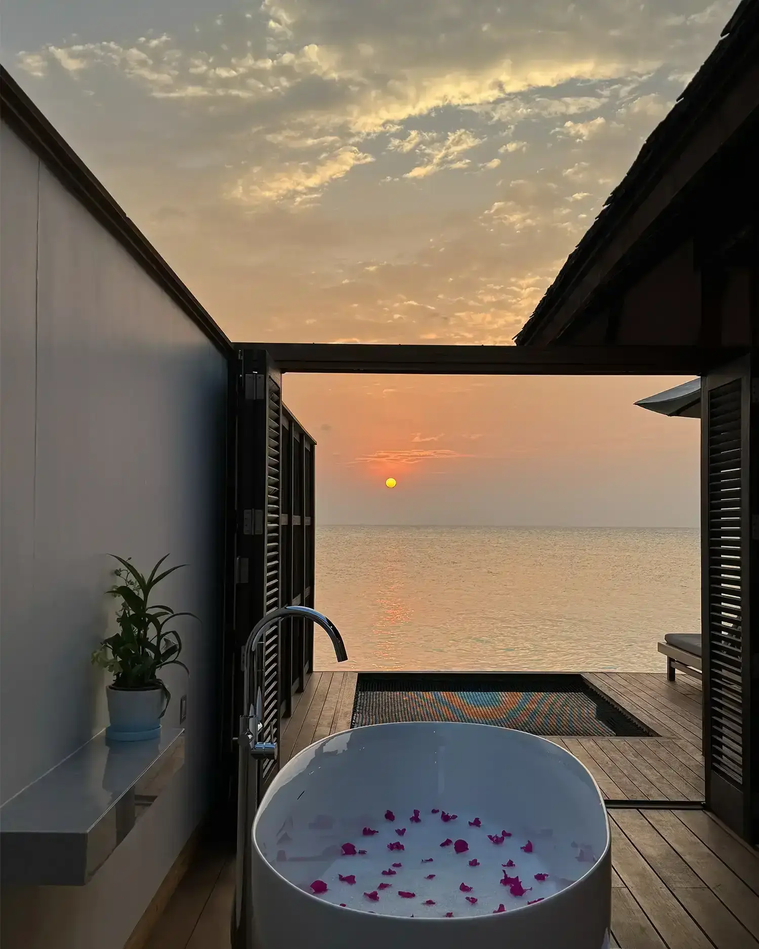 Sunset Ocean Villa