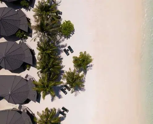Sangu Jacuzzi Beach Villa
